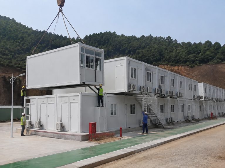 通辽集装箱办公室与工程营地房